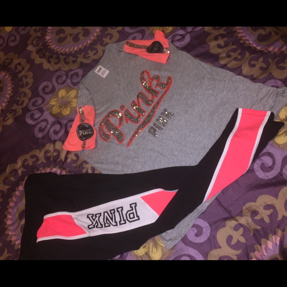 💕🌸Large Victoria’s Secret pink bling set